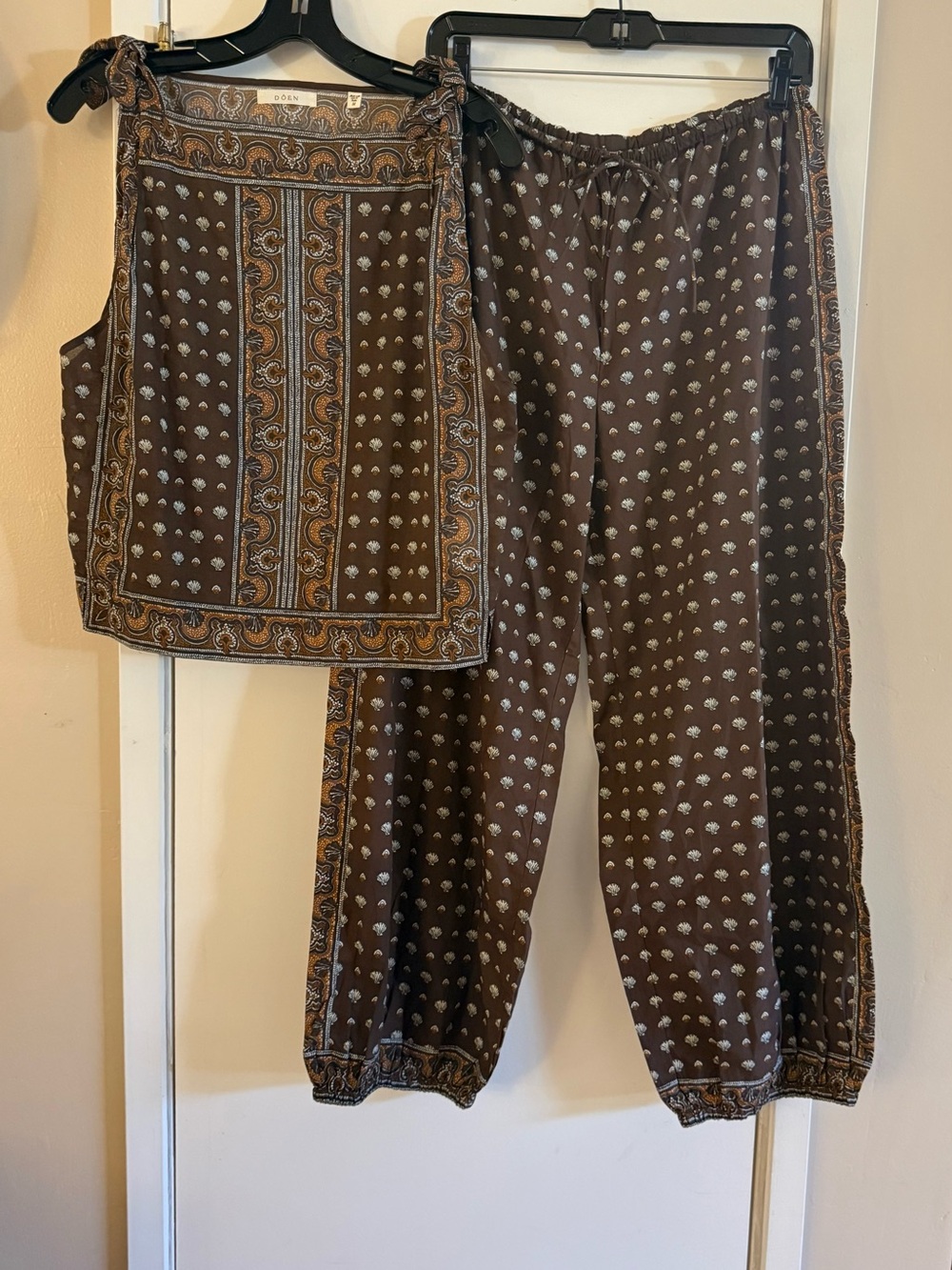 Doen Set Amalia Top and Yarrow Pant Set - Picture 2 of 16